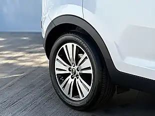 Used 2014 Kia Sportage KX-4 Arctic White - Interior and Exterior details 7