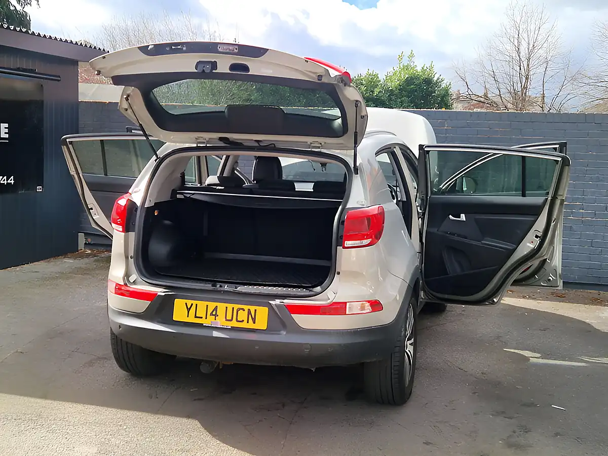 Used 2014 Kia Sportage KX-4 Silver - Interior and Exterior details 12