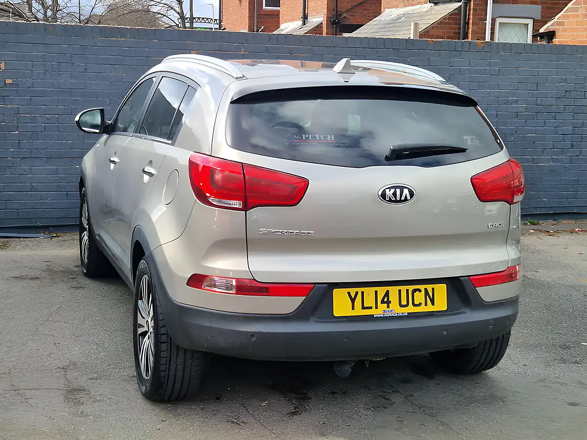 Used 2014 Kia Sportage KX-4 Silver - Interior and Exterior details 8