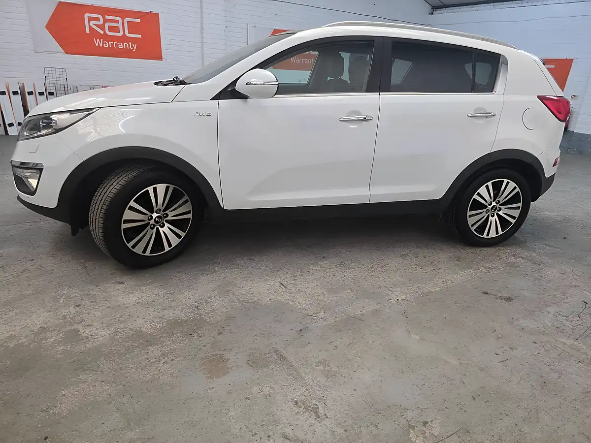 Used 2014 Kia Sportage KX-4 White - Interior and Exterior details 6