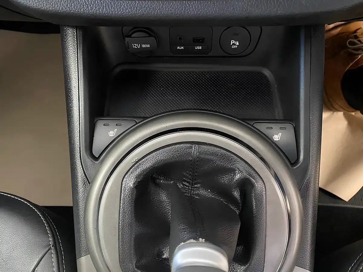 Used 2014 Kia Sportage White Edition White - Interior and Exterior details 16