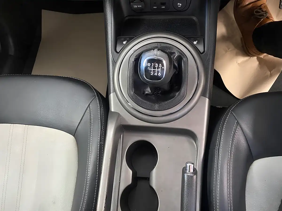 Used 2014 Kia Sportage White Edition White - Interior and Exterior details 20