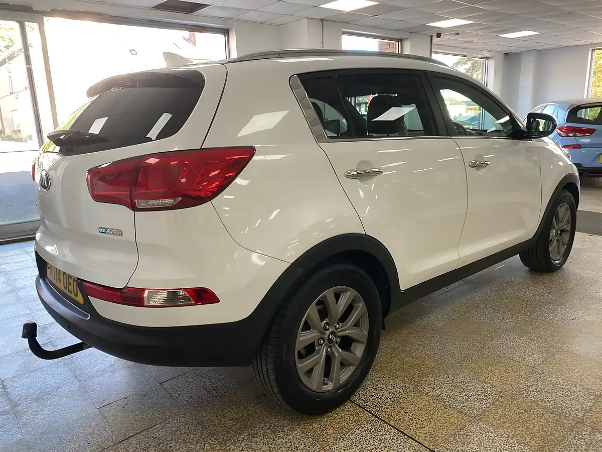 Used 2014 Kia Sportage White Edition White - Interior and Exterior details 8