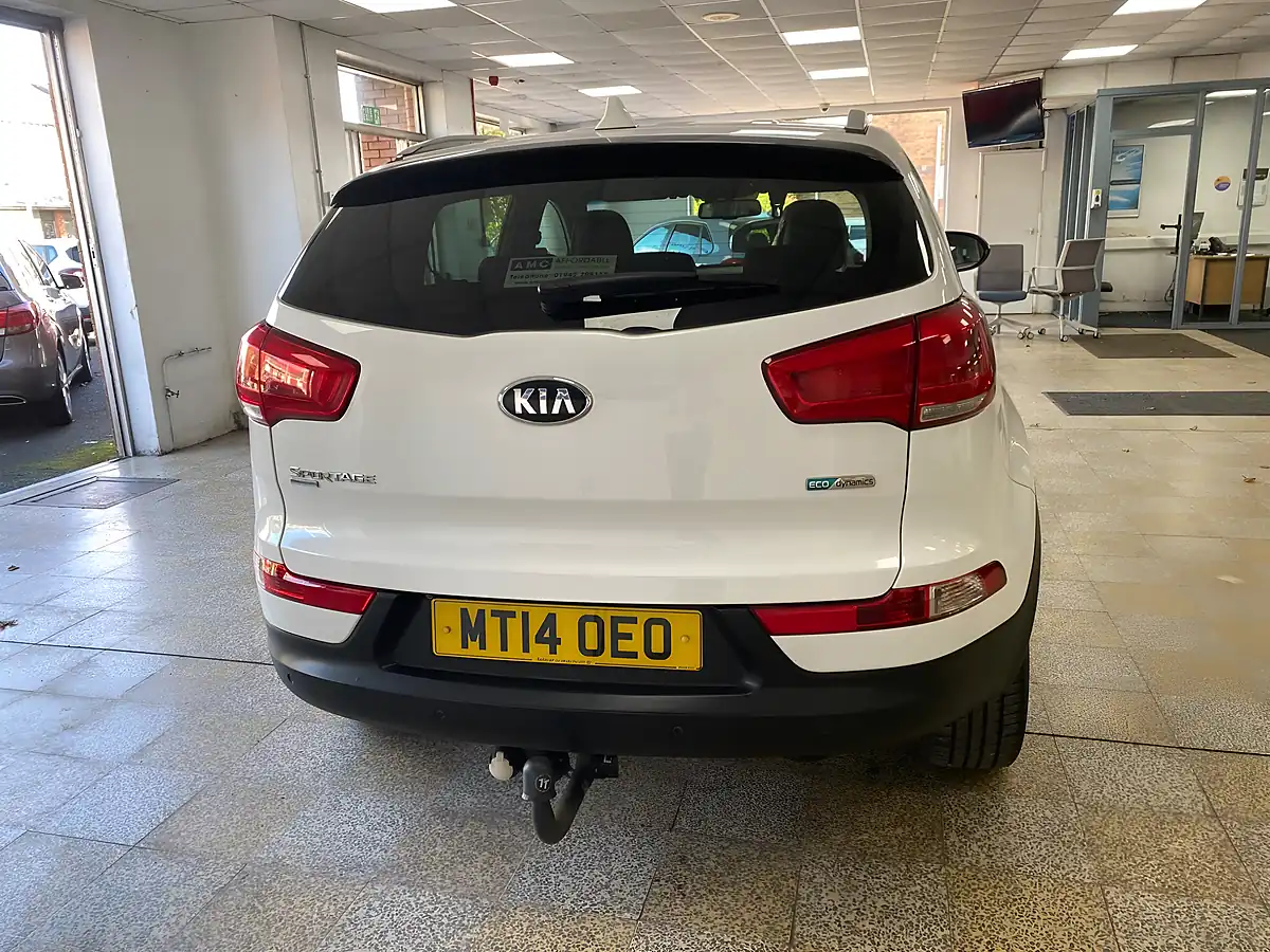 Used 2014 Kia Sportage White Edition White - Interior and Exterior details 9