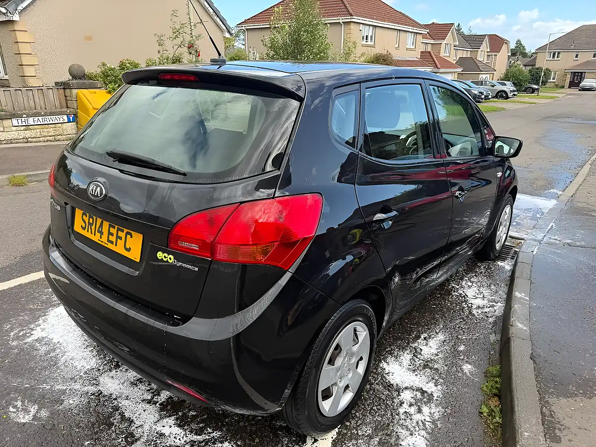 Used 2014 Kia Venga 1 Black - Interior and Exterior details 3