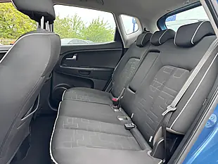 Used 2014 Kia Venga 2 Blue - Interior and Exterior details 13