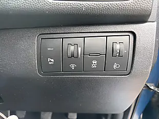 Used 2014 Kia Venga 2 Blue - Interior and Exterior details 15