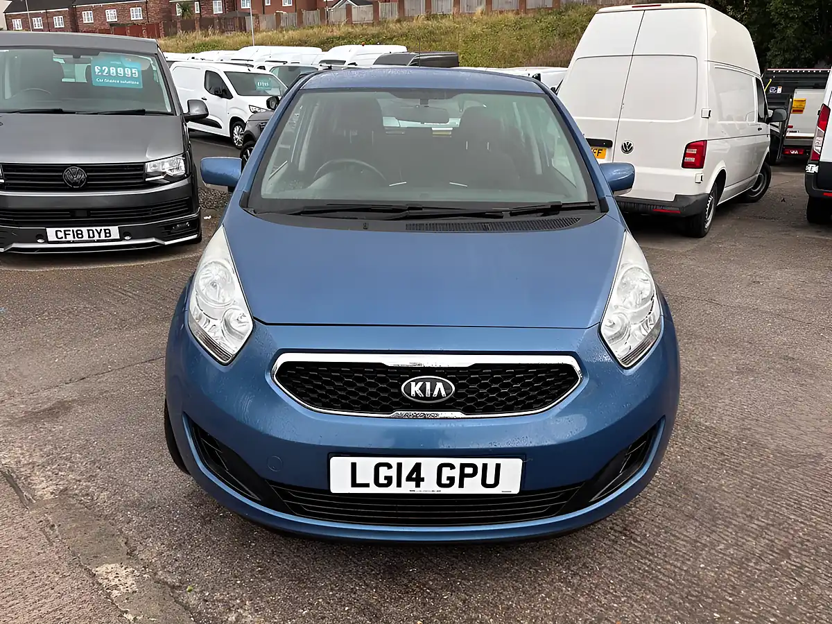 Used 2014 Kia Venga 2 Blue - Interior and Exterior details 2