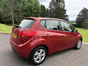 Used 2014 Kia Venga 2 Metallic Maroon - Interior and Exterior details 4