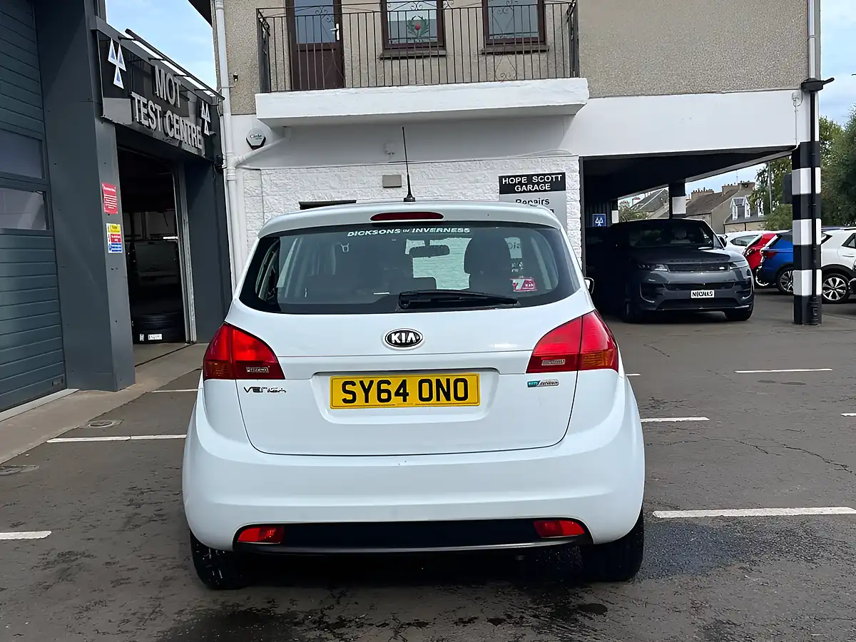 Used 2014 Kia Venga Ecodynamics 1 White - Interior and Exterior details 5
