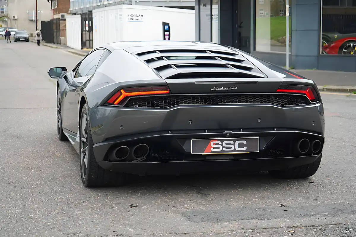 Used 2014 Lamborghini Huracan Lp 610-4 Ldf 4WD - Interior and Exterior details 10