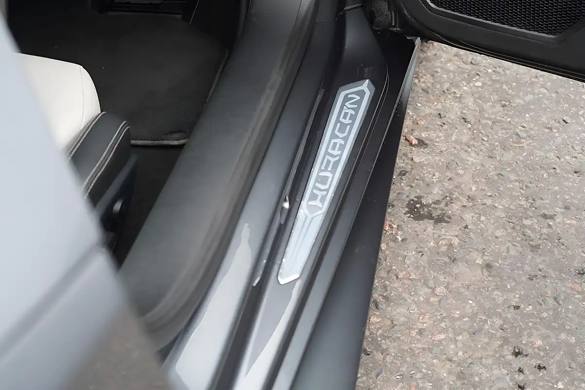 Used 2014 Lamborghini Huracan Lp 610-4 Ldf 4WD - Interior and Exterior details 15