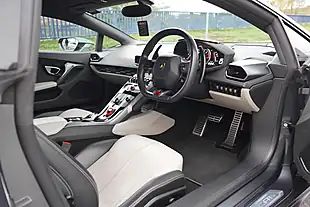 Used 2014 Lamborghini Huracan Lp 610-4 Ldf 4WD - Interior and Exterior details 17