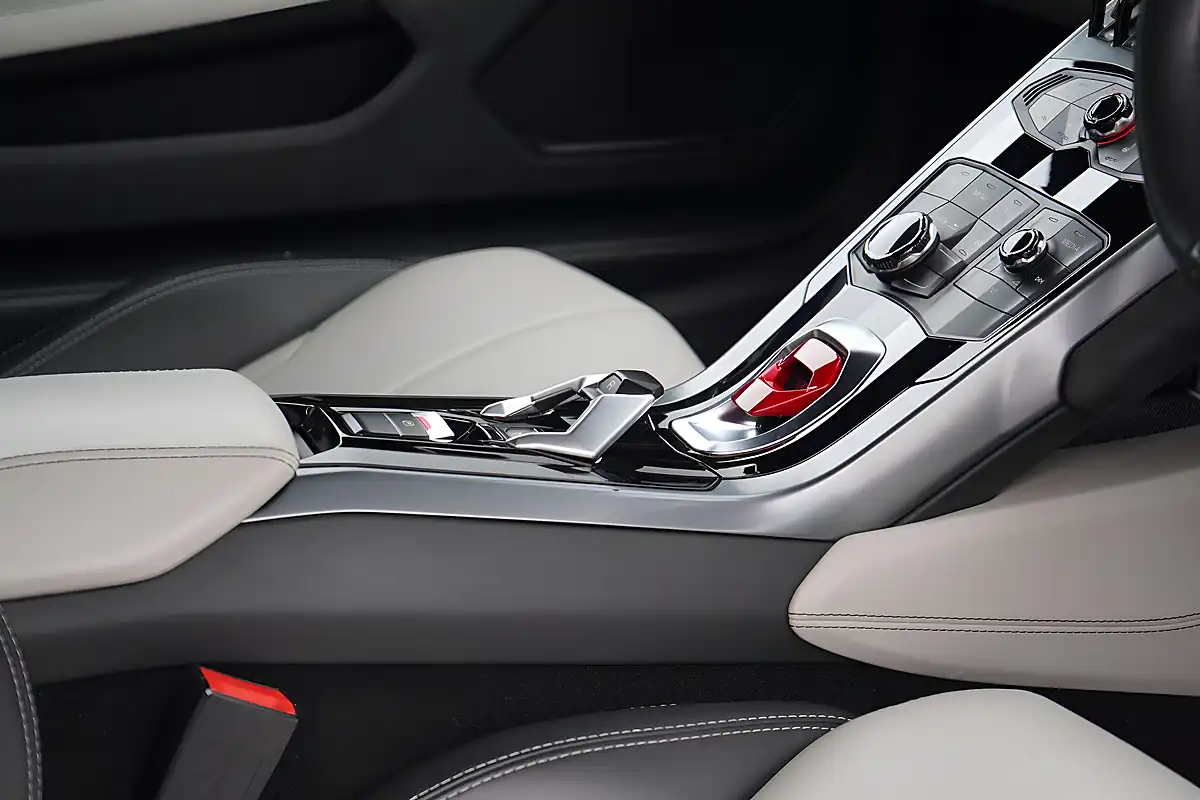 Used 2014 Lamborghini Huracan Lp 610-4 Ldf 4WD - Interior and Exterior details 18
