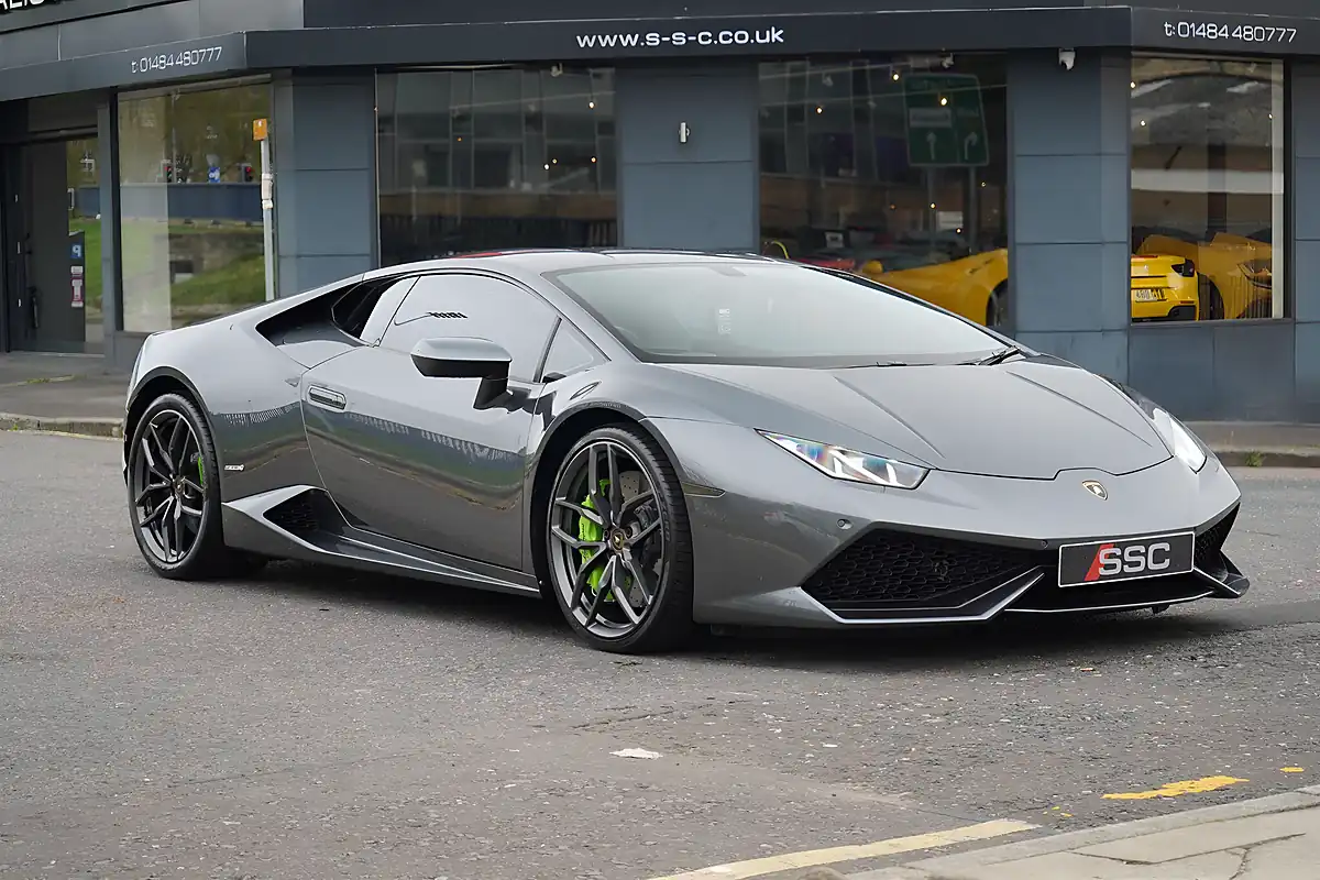 Used 2014 Lamborghini Huracan Lp 610-4 Ldf 4WD - Interior and Exterior details 8