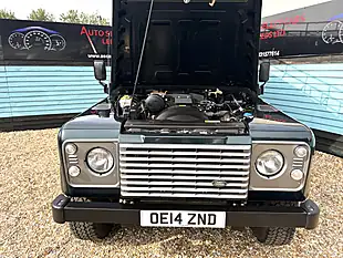 Used 2014 Land Rover Defender 110 Xs Utility Aintree Green - Interior and Exterior details 8