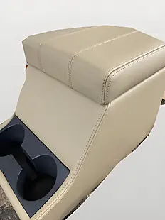 Used 2014 Land Rover Defender 90 Xs Hard Top Pastel Green - Interior and Exterior details 16