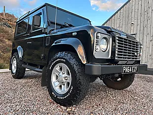 Used 2014 Land Rover Defender 90 Xs Santorini Black - Interior and Exterior details 2