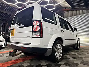 Used 2014 Land Rover Discovery 4 Gs White - Interior and Exterior details 11