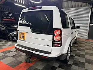 Used 2014 Land Rover Discovery 4 Gs White - Interior and Exterior details 5