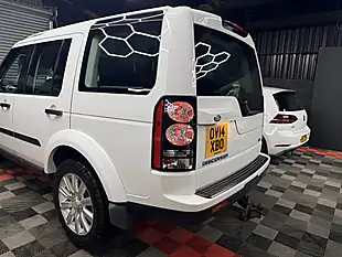 Used 2014 Land Rover Discovery 4 Gs White - Interior and Exterior details 6
