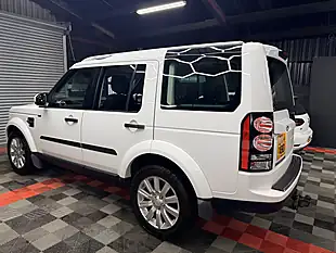Used 2014 Land Rover Discovery 4 Gs White - Interior and Exterior details 8
