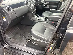 Used 2014 Land Rover Discovery 4 Hse Black - Interior and Exterior details 9