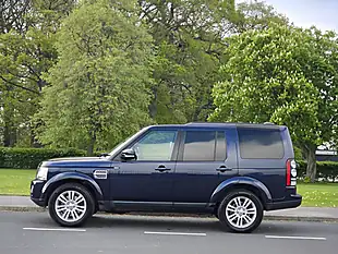 Used 2014 Land Rover Discovery 4 Hse Blue - Interior and Exterior details 14