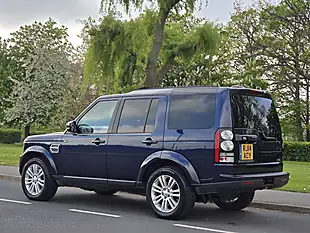 Used 2014 Land Rover Discovery 4 Hse Blue - Interior and Exterior details 15