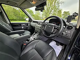 Used 2014 Land Rover Discovery 4 Hse Blue - Interior and Exterior details 4