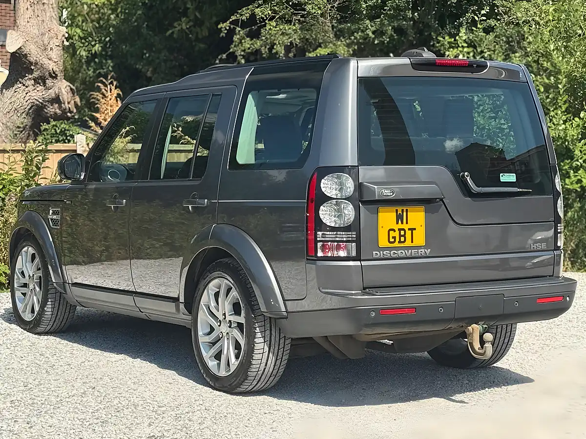 Used 2014 Land Rover Discovery 4 Hse Grey - Interior and Exterior details 6