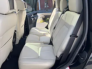 Used 2014 Land Rover Discovery 4 Hse Luxury Mariana Black - Interior and Exterior details 12