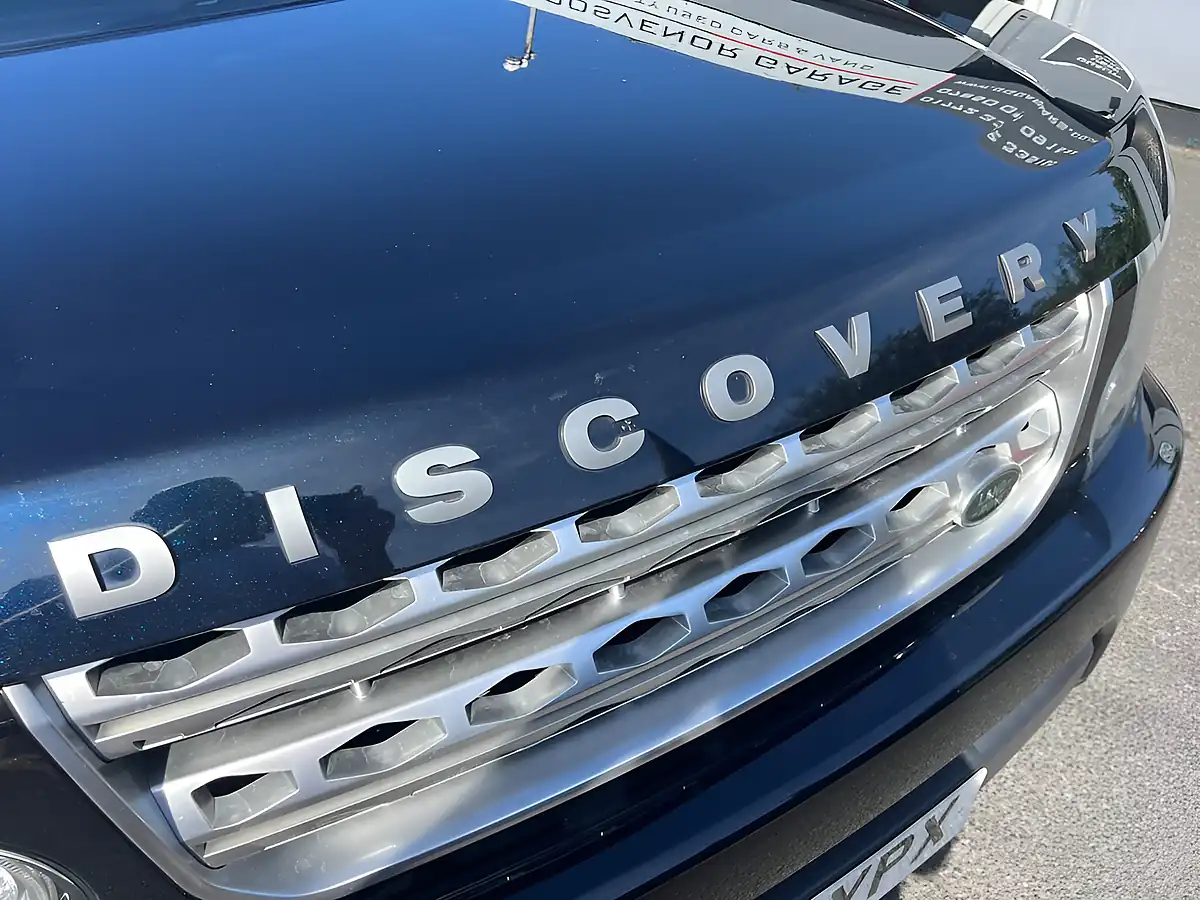 Used 2014 Land Rover Discovery 4 Hse Luxury Mariana Black - Interior and Exterior details 9