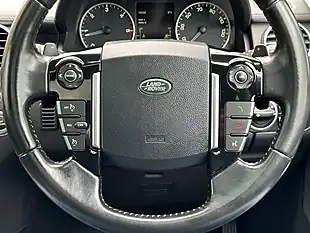 Used 2014 Land Rover Discovery 4 Hse Santorini Black - Interior and Exterior details 16
