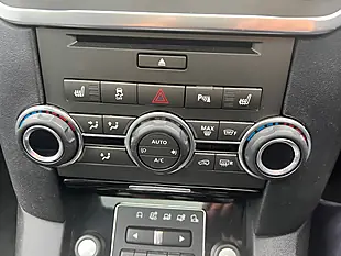 Used 2014 Land Rover Discovery 4 Hse Santorini Black - Interior and Exterior details 16
