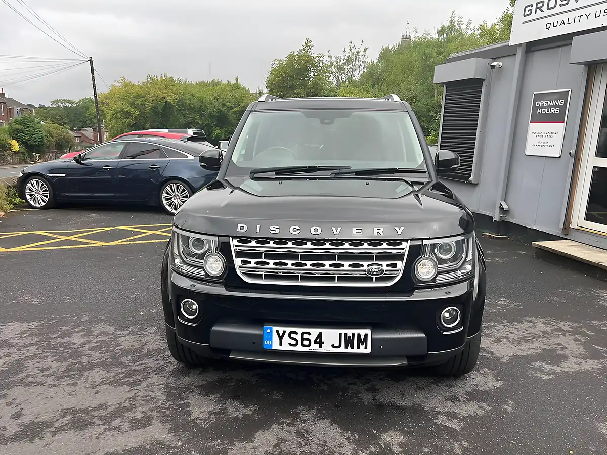 Used 2014 Land Rover Discovery 4 Hse Santorini Black - Interior and Exterior details 2