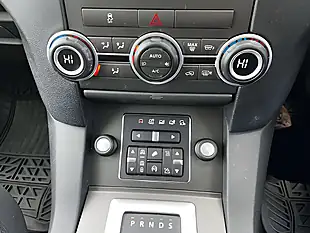 Used 2014 Land Rover Discovery Se White - Interior and Exterior details 11