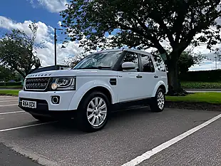 Used 2014 Land Rover Discovery Se White - Interior and Exterior details 19