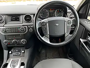 Used 2014 Land Rover Discovery Se White - Interior and Exterior details 8