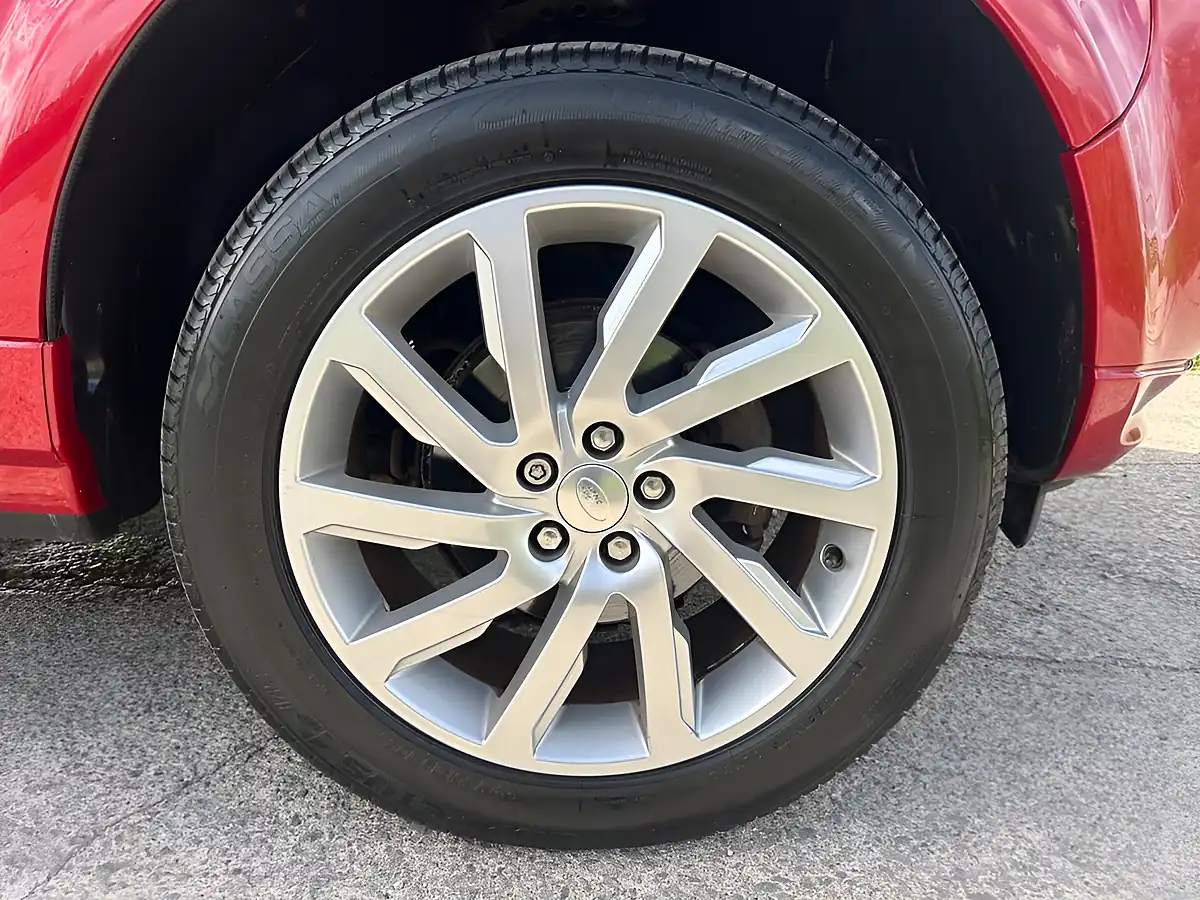 Used 2014 Land Rover Freelander 2 Hse Red - Interior and Exterior details 20