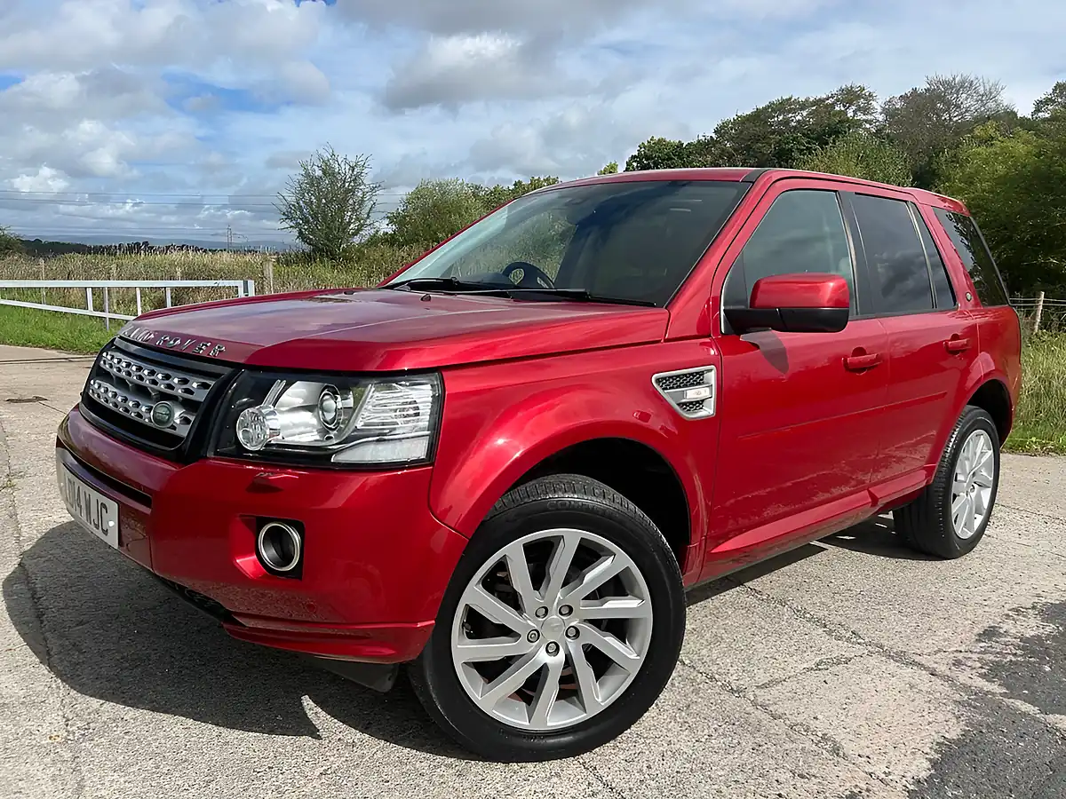 Used 2014 Land Rover Freelander 2 Hse Red - Interior and Exterior details 4