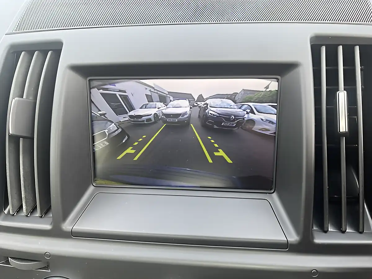 Used 2014 Land Rover Freelander 2 Metropolis Blue - Interior and Exterior details 13