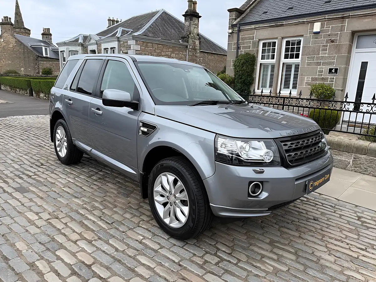 Used 2014 Land Rover Freelander 2 Se Grey - Interior and Exterior details 4