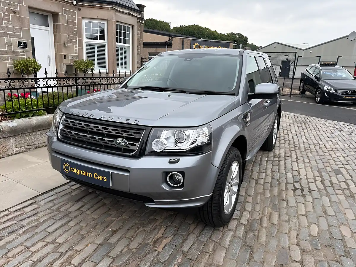Used 2014 Land Rover Freelander 2 Se Grey - Interior and Exterior details 9