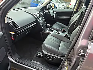 Used 2014 Land Rover Freelander Dynamic Grey - Interior and Exterior details 12