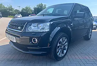 Used 2014 Land Rover Freelander Dynamic Santorini Black Metallic - Interior and Exterior details 10