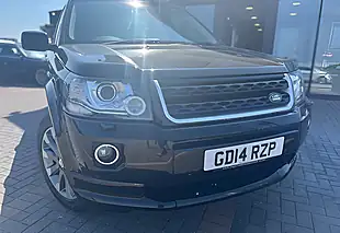 Used 2014 Land Rover Freelander Dynamic Santorini Black Metallic - Interior and Exterior details 6