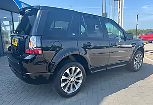 Used 2014 Land Rover Freelander Dynamic Santorini Black Metallic - Interior and Exterior details 8