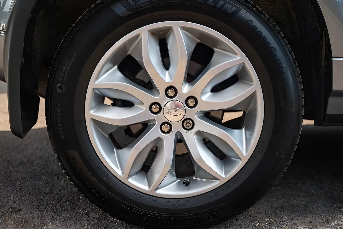 Used 2014 Land Rover Freelander Hse Orkney Grey - Interior and Exterior details 13