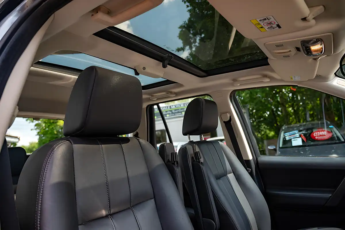Used 2014 Land Rover Freelander Hse Orkney Grey - Interior and Exterior details 15